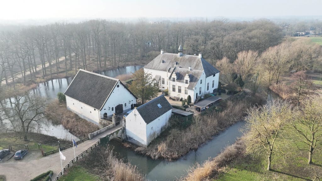 drone foto Slot Doddendael in de winter